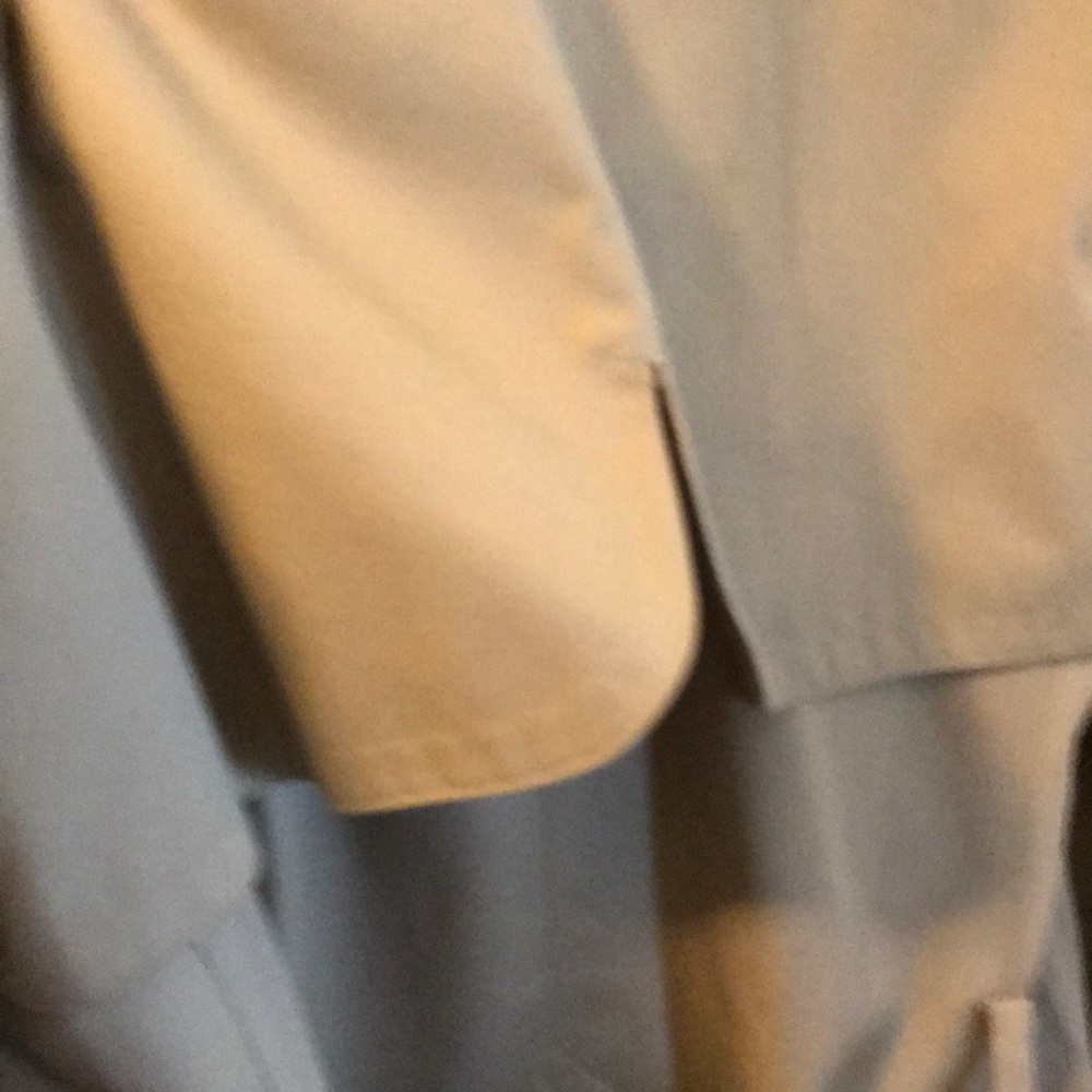 Coat - Picture 7 of 8